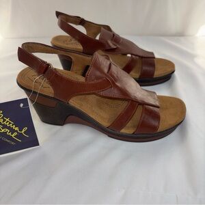 NATURAL SOUL ROBIN All-Thru Comfort Women’s Brown Wedge Slingback Sandals Sz 7.5